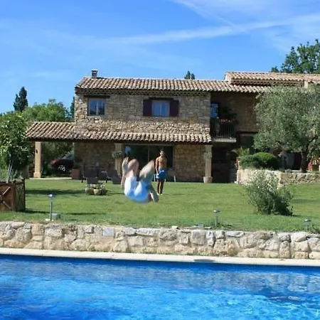 De L'olivier Au Mas Au Coeur De La Provence &spa Nyaraló